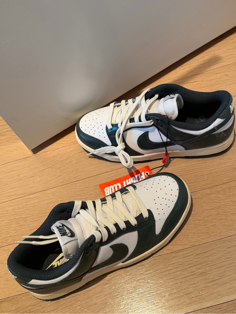 Nike Low-Top Sneakers in White and Dark Green